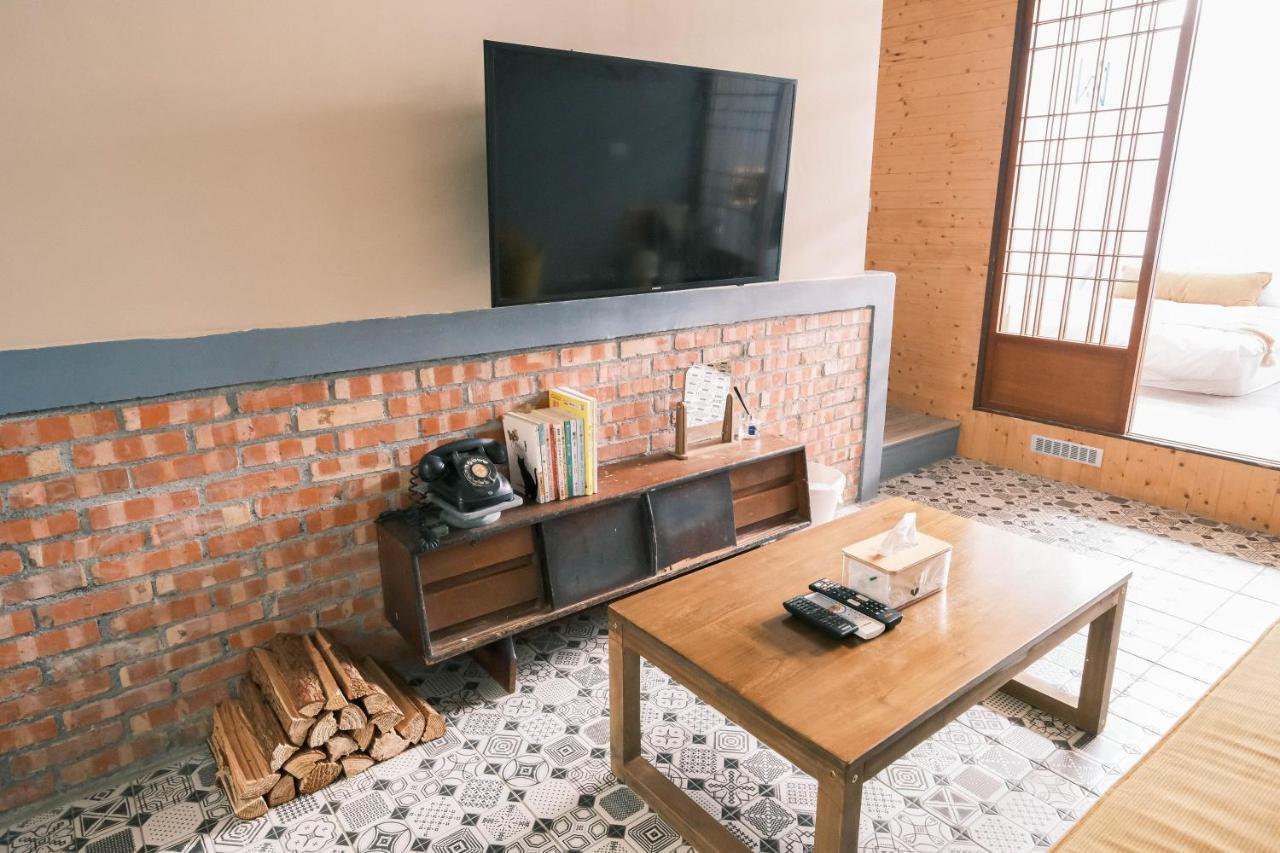 South Gate Home Stay 타이난 외부 사진